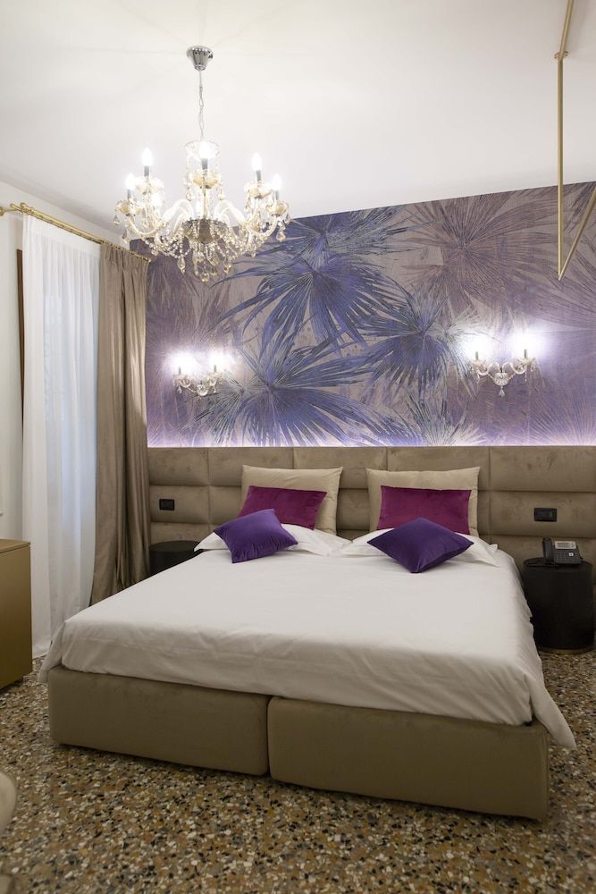 undefined Ca' Pagan 5