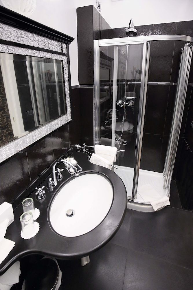 Ca' Pagan Superior Double Room 6