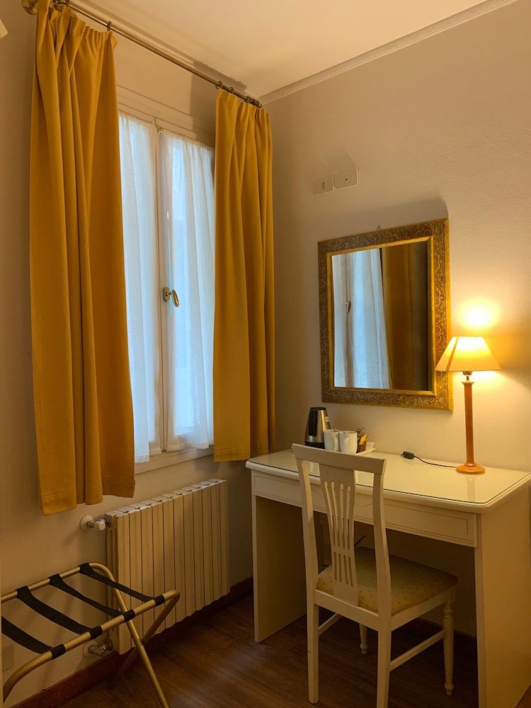 undefined Al Campaniel 6