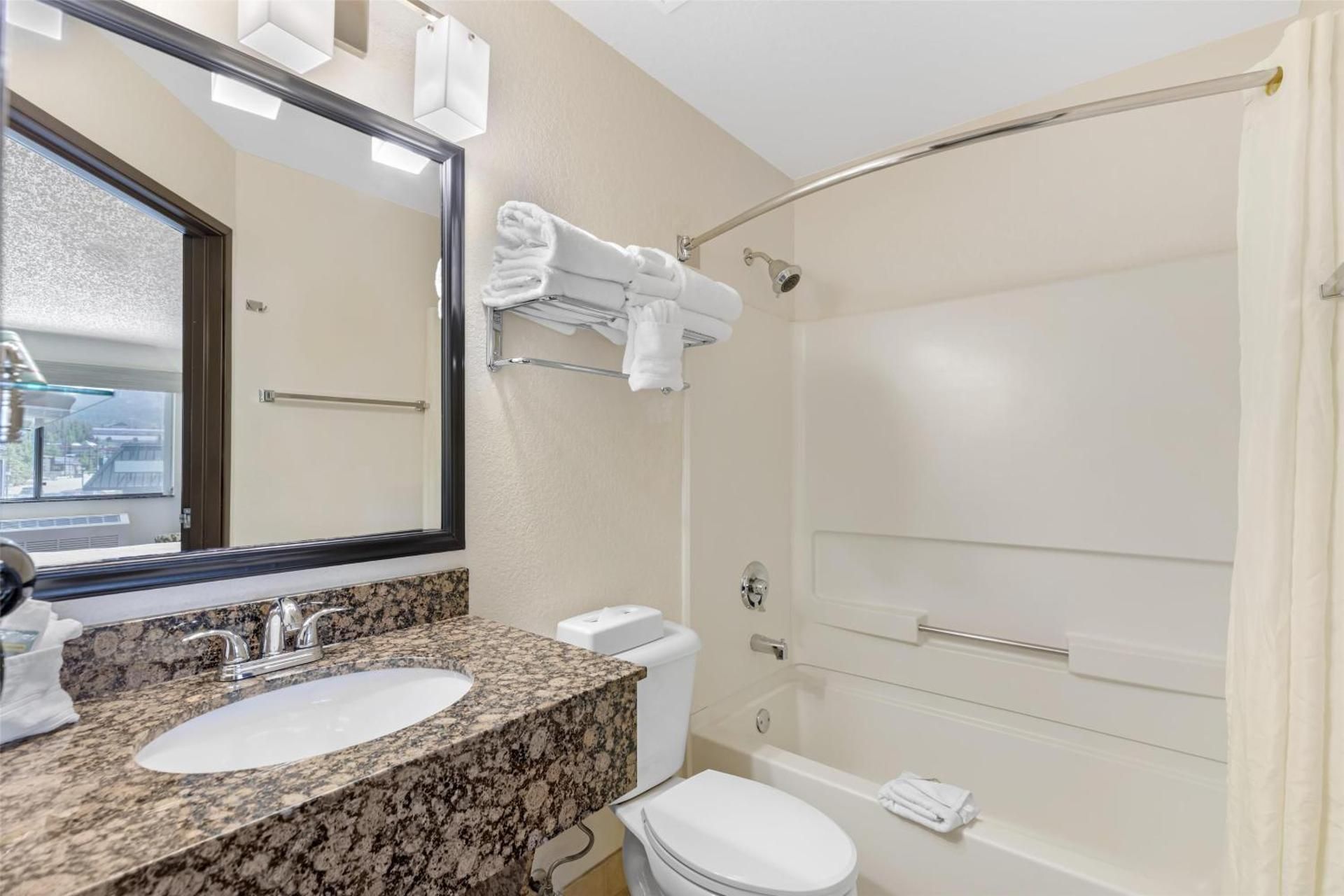 Accessibility - Suite - 2 Queen Beds, Bathtub, Murphy Beds Only, Sofabed, Nonsmoking