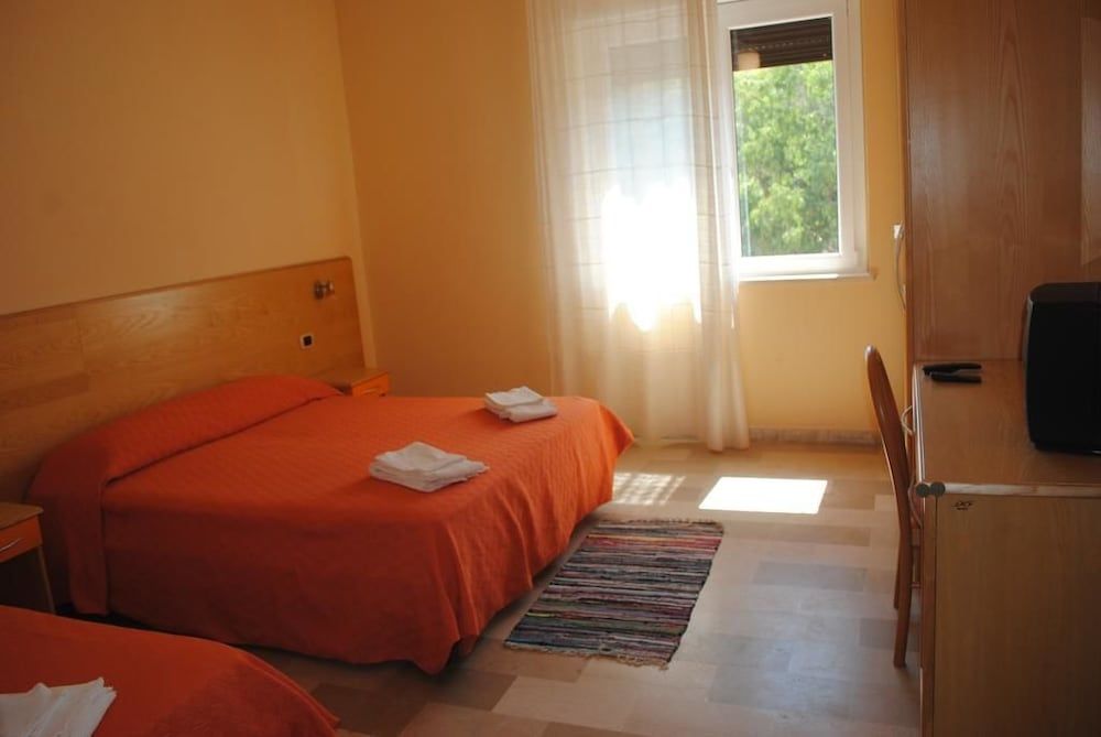 Standard Quadruple Room, Sea View