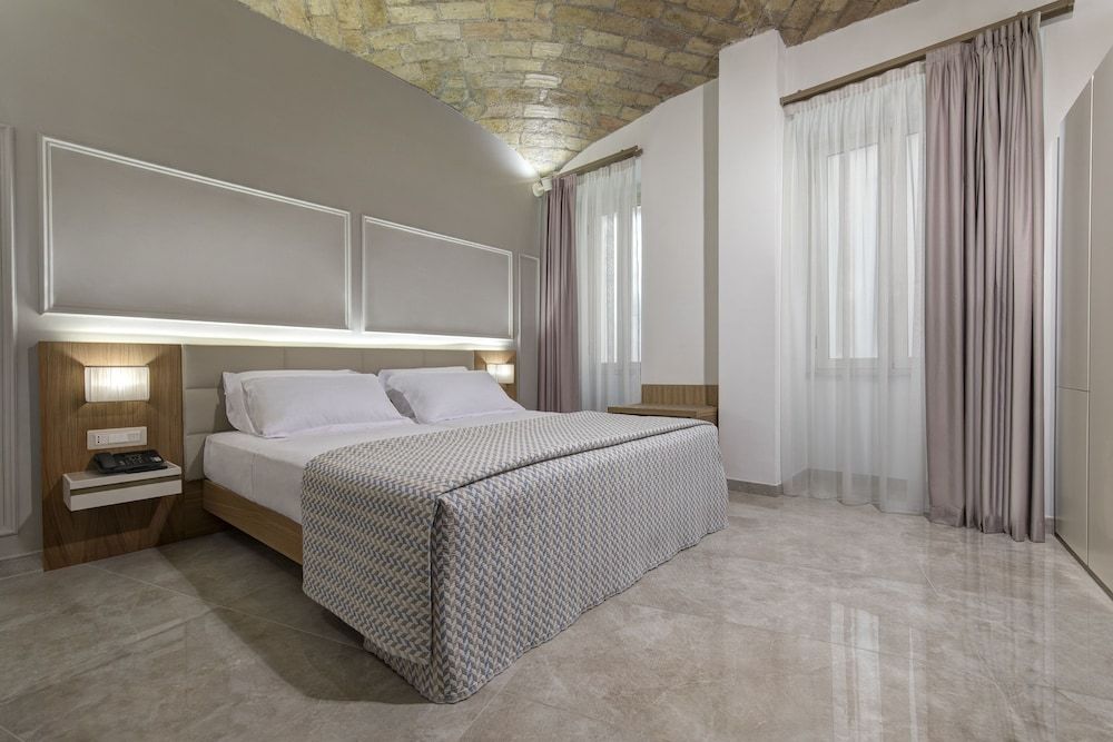 undefined Magica Luna Boutique Hotel Roma 9