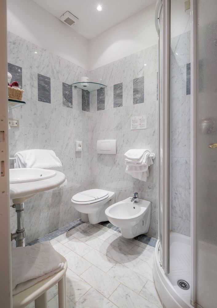 undefined Hotel Palazzo dal Borgo 10