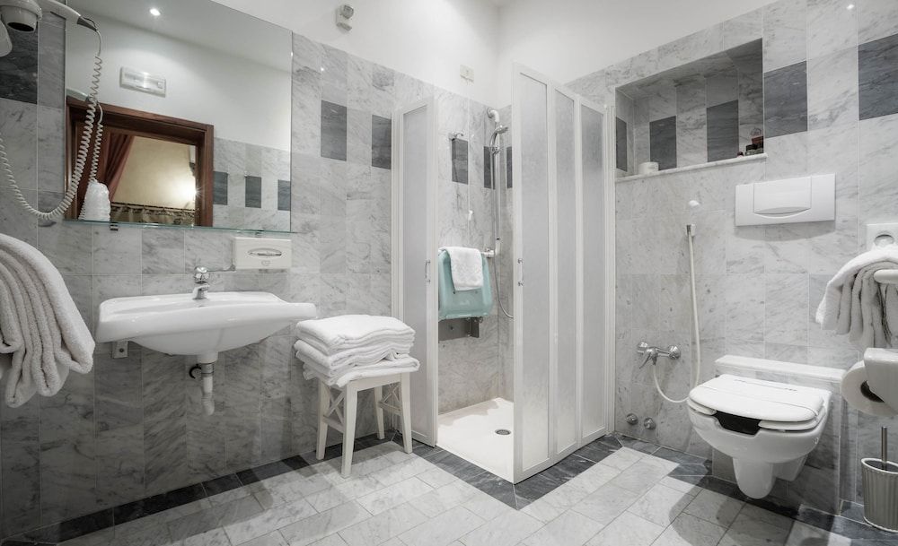 Hotel Palazzo dal Borgo Superior Double or Twin Room 3