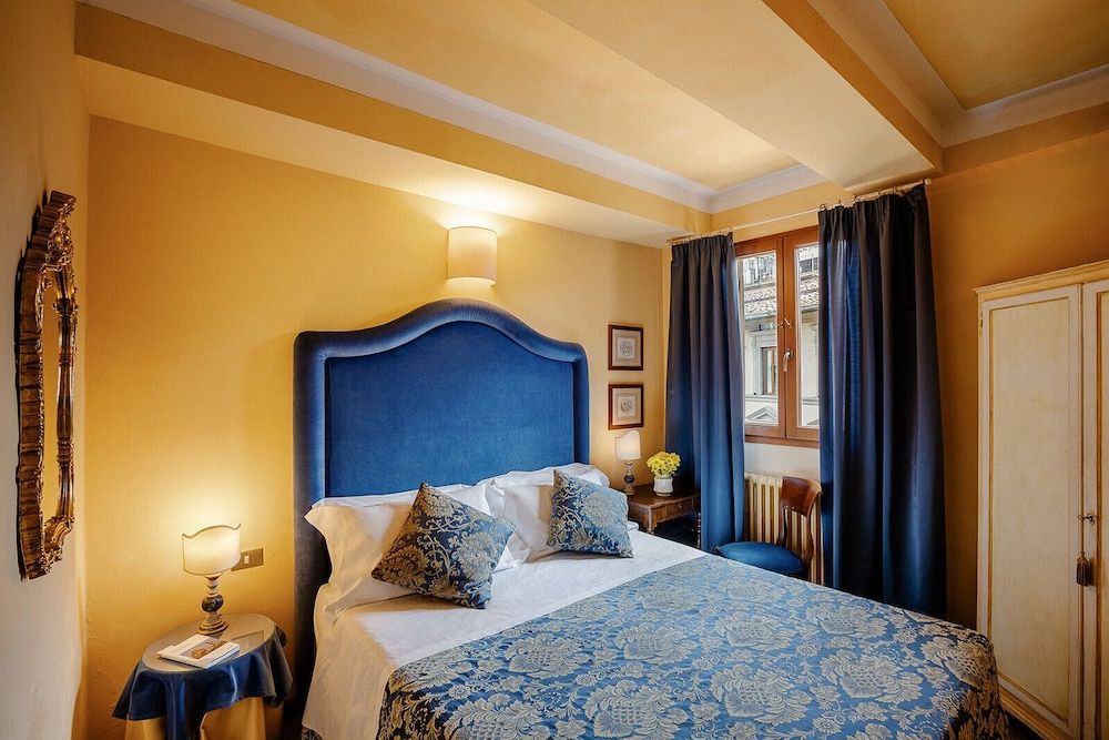 undefined Hotel Palazzo dal Borgo 4