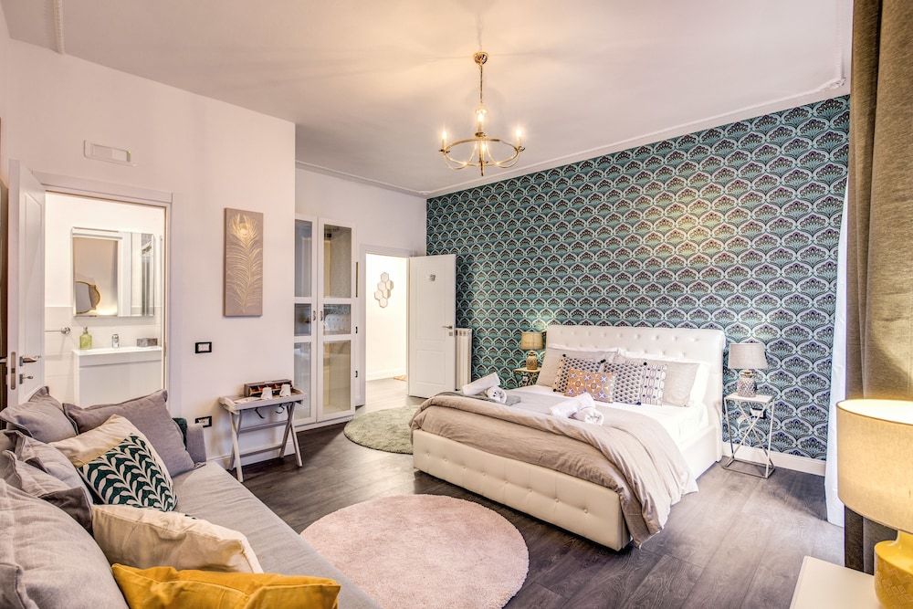 undefined AwesHome - Hanging Gardens 10