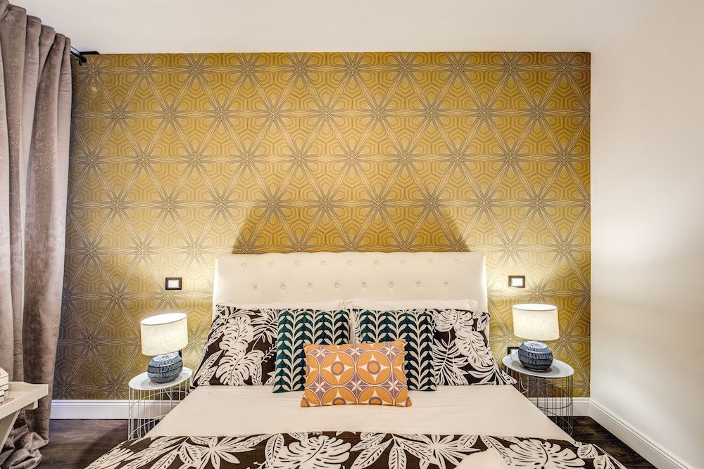 AwesHome - Hanging Gardens Deluxe Double Room 5