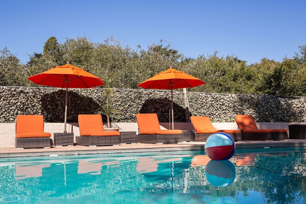 undefined Inn At Pasatiempo 4