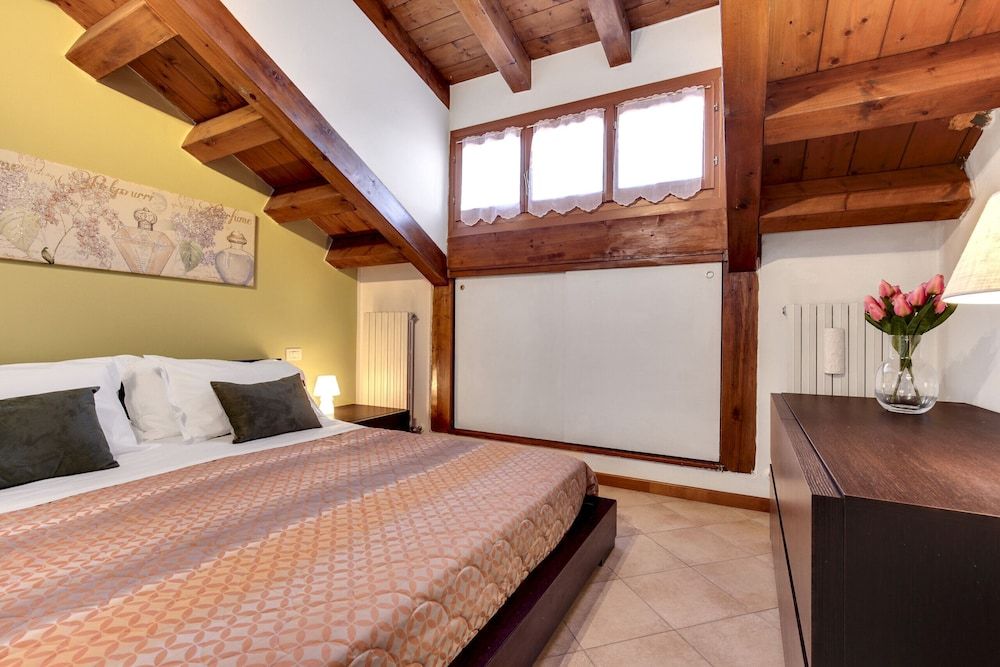 Apartment, 2 Bedrooms, Venetian Style 5