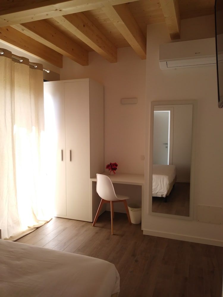 Stella del Garda Classic Double or Twin Room 4