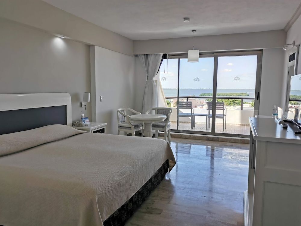 undefined Golden Parnassus All Inclusive Resort & Spa - Adults Only