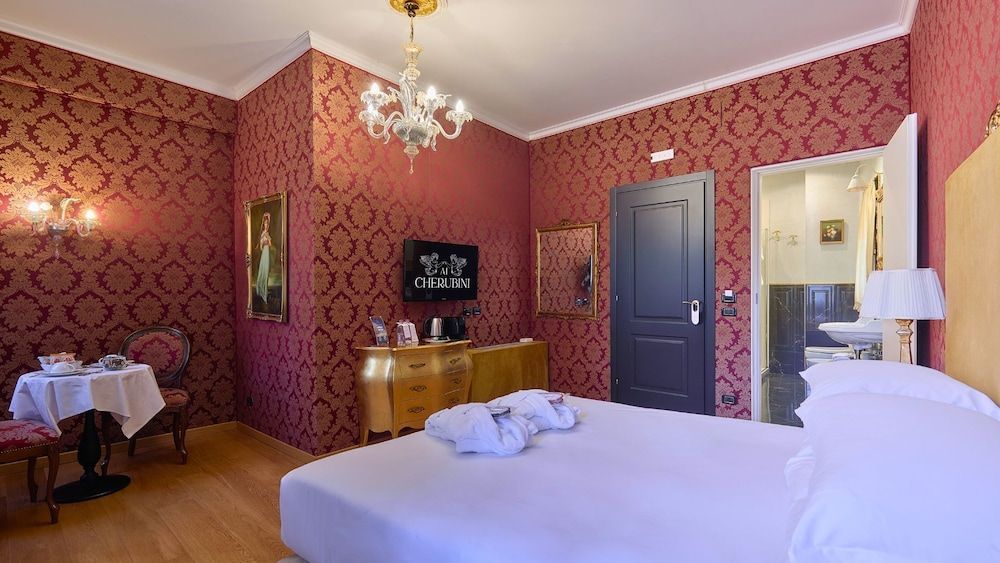 Ai Cherubini Superior Double Room 2
