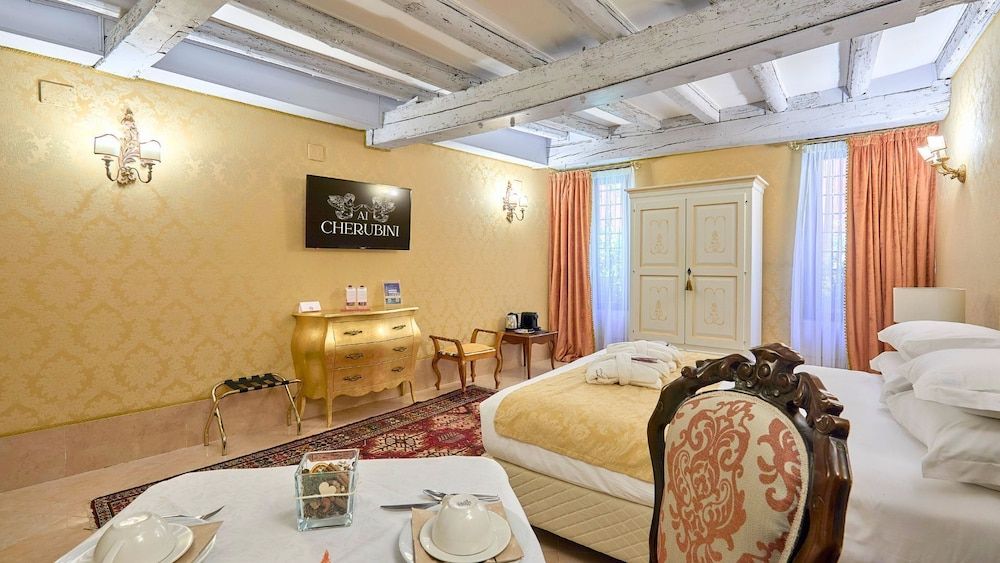 Ai Cherubini Superior Double Room 11