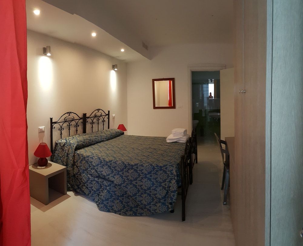 La Terrazza Sul Mare Double Room, 1 Bedroom 2