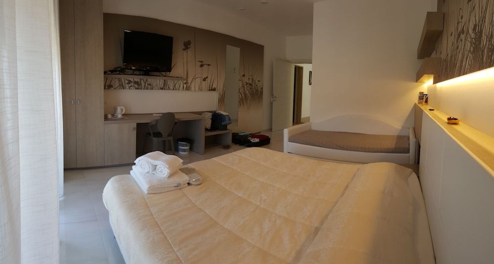 La Terrazza Sul Mare Junior Suite, 1 Bedroom, Sea View 2