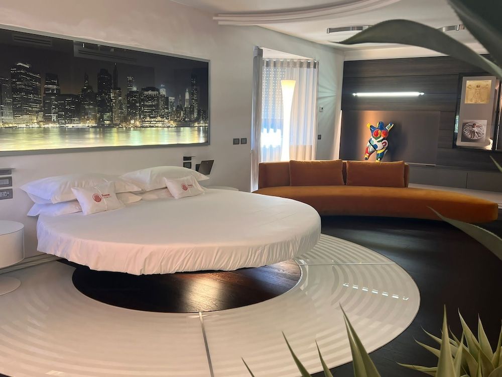 Domus Grand Hotel Luxury Suite 3