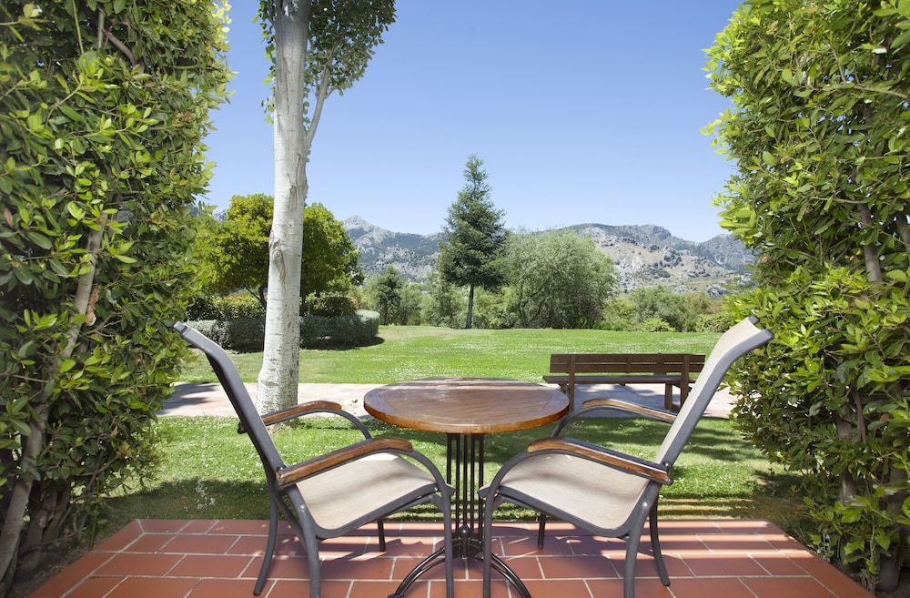 Classic Room, Garden Area (2 adults + 1 child)