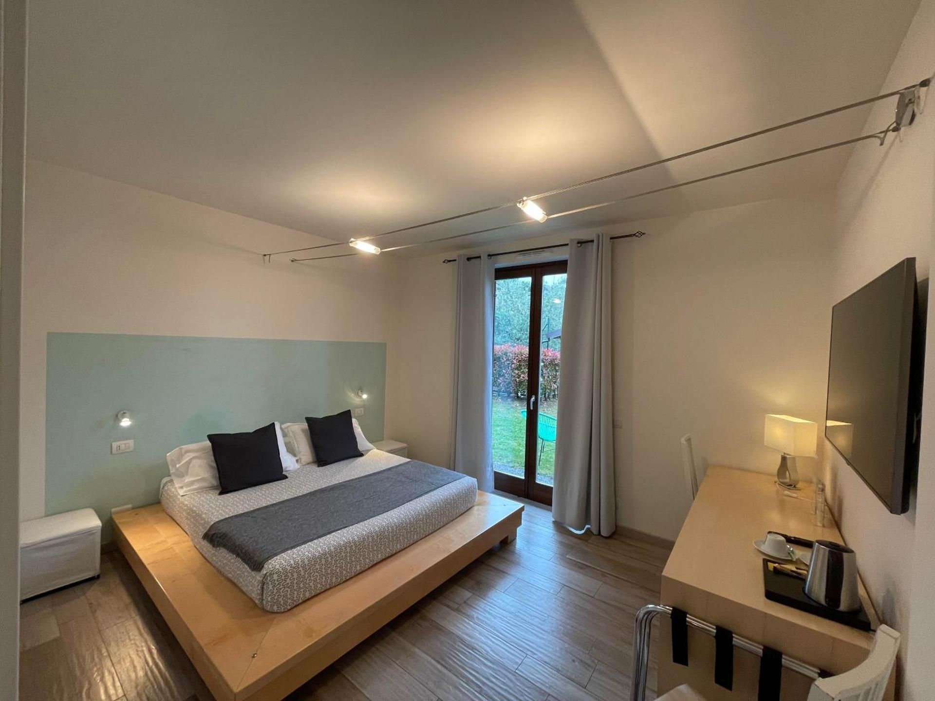 Double or Twin Room with Garden View