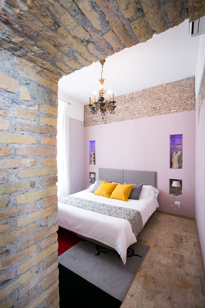 undefined Nerva Accommodation Cavour 3