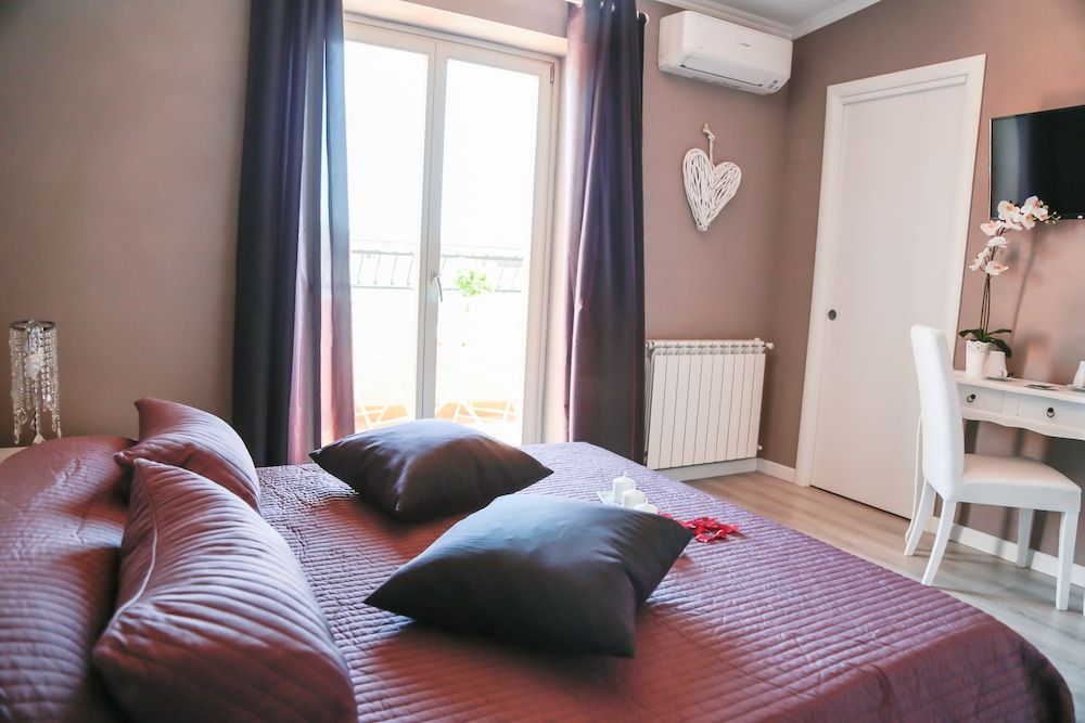 Deluxe Double Room, Terrace, City View