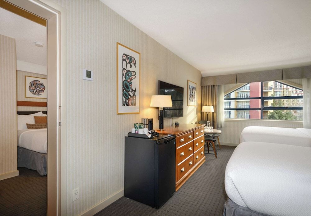 Listel Whistler, a Coast Hotel Premium Room, 2 Queen Beds 7