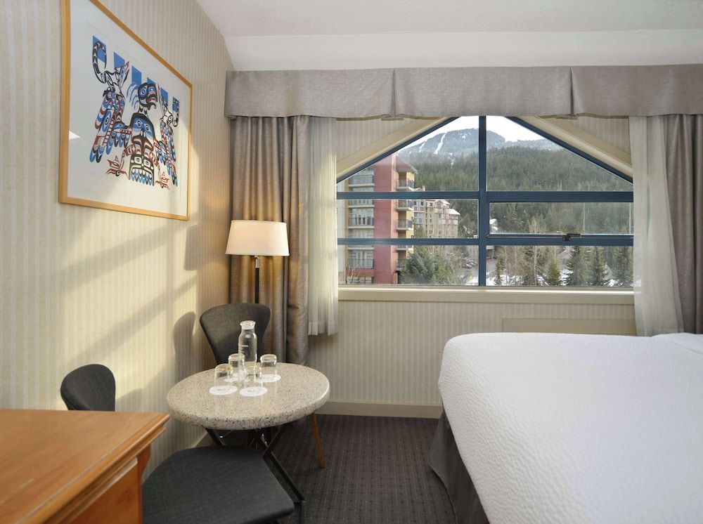 Listel Whistler, a Coast Hotel Premium Room, 2 Queen Beds 9