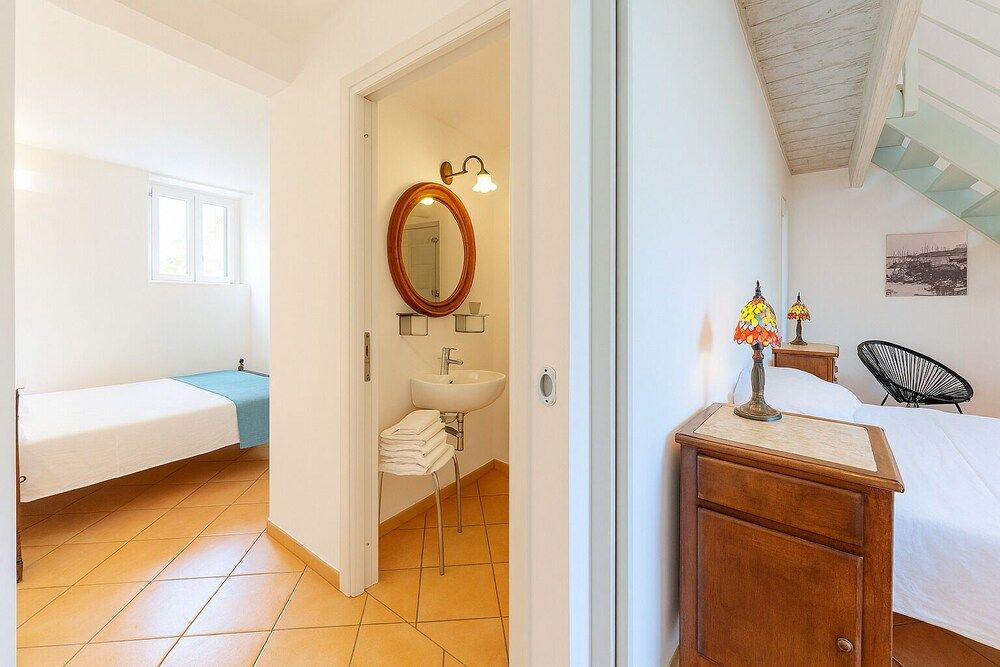Family Room, 1 Bedroom