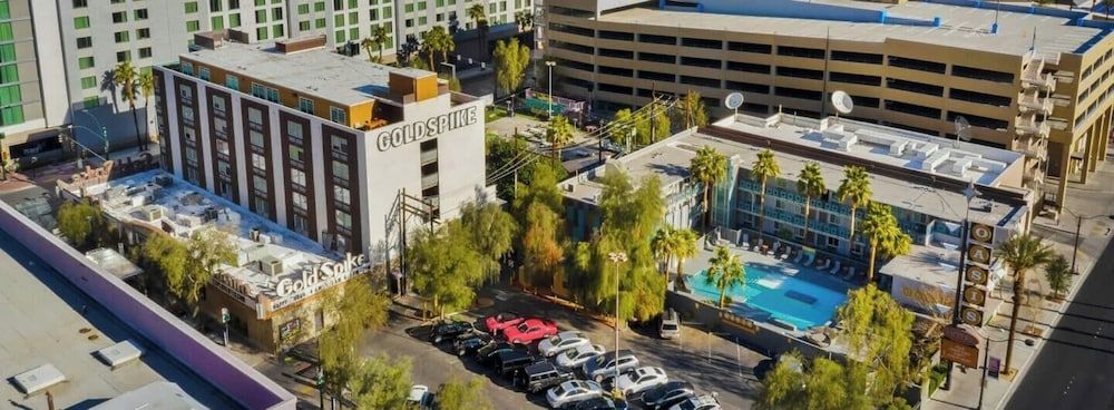 undefined Oasis at Gold Spike 5