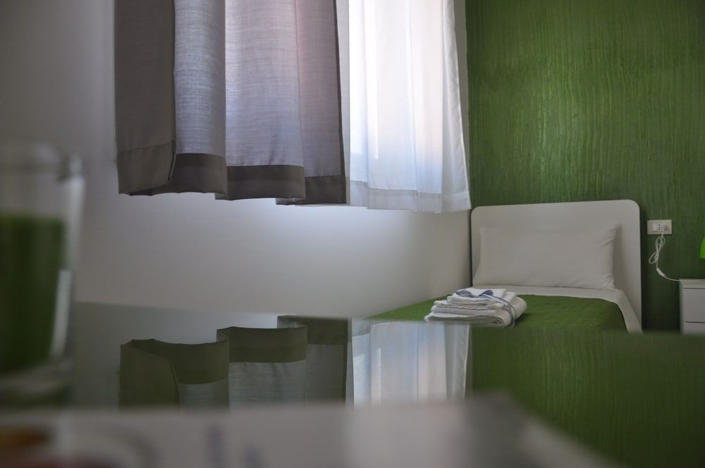 Alicata B&B La Dimora Del Vento Deluxe Triple Room 9