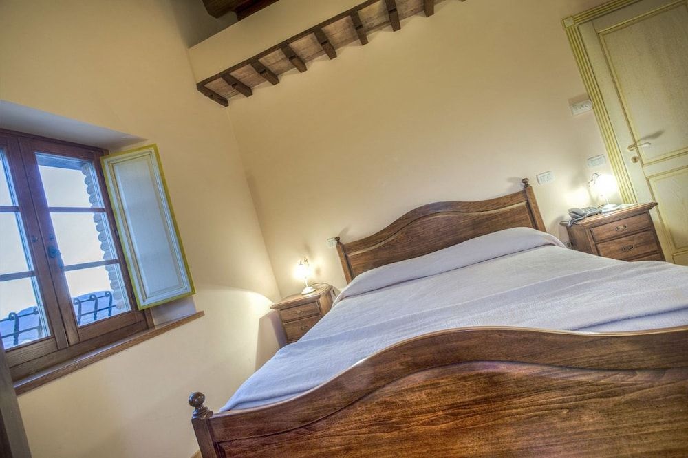 La Castellaia Resort Double Room 4