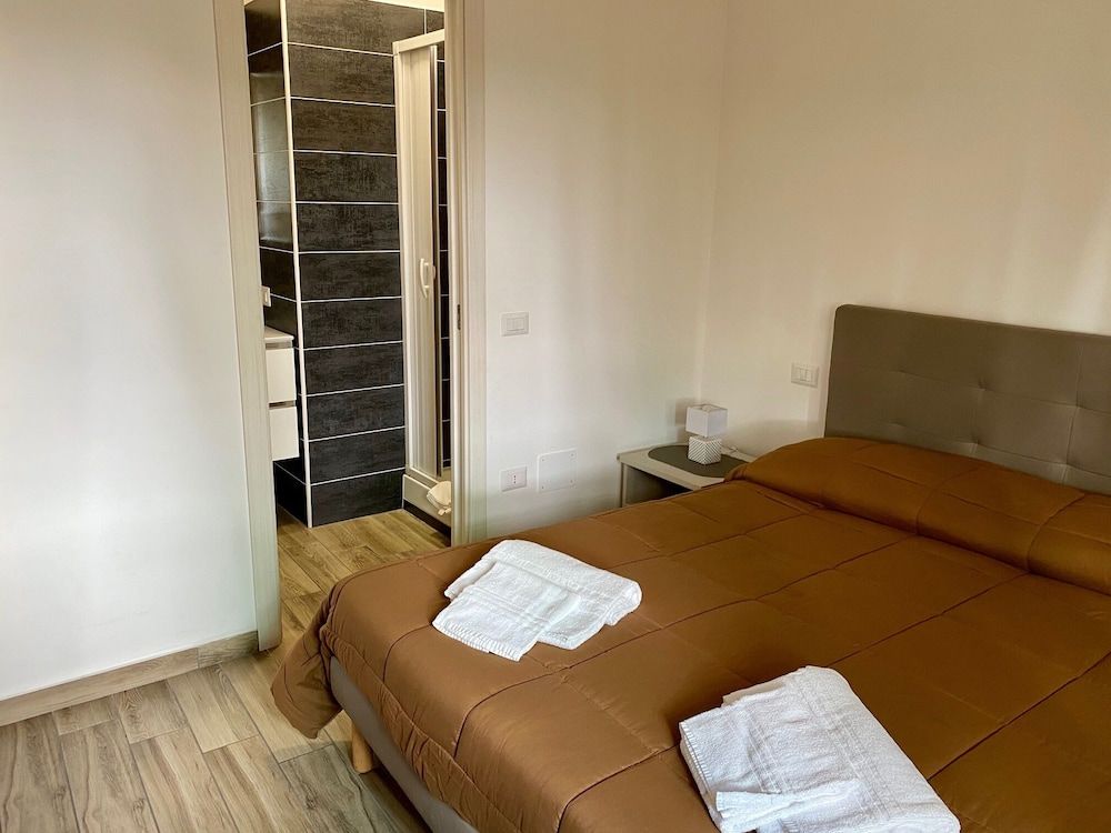 BeB Caruso Economy Double Room 3