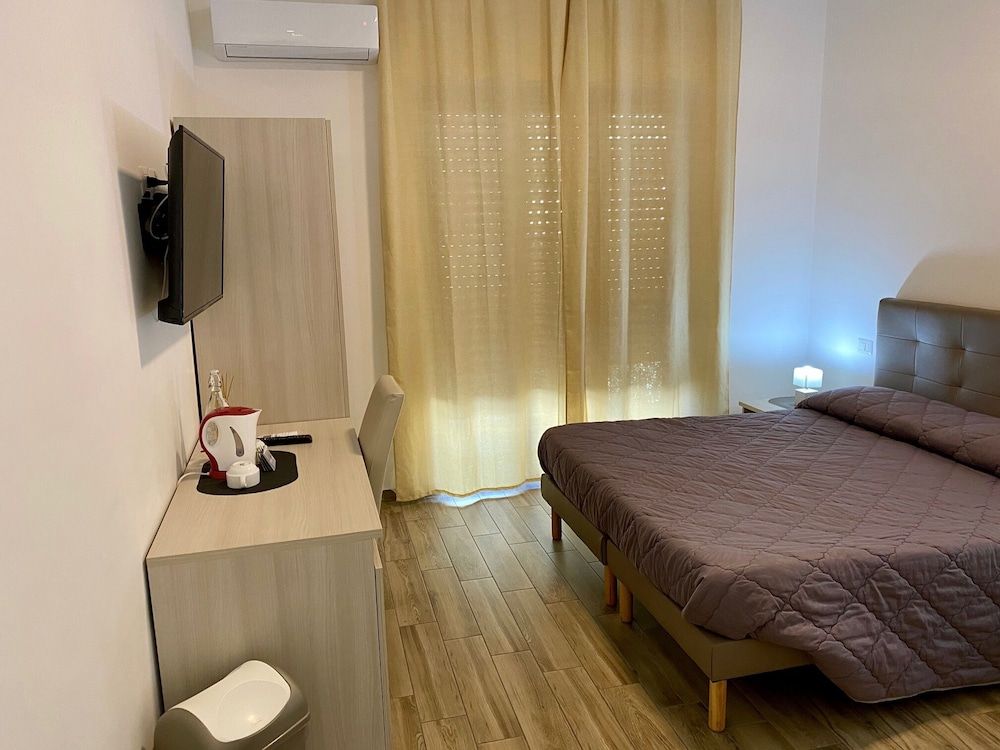 undefined BeB Caruso