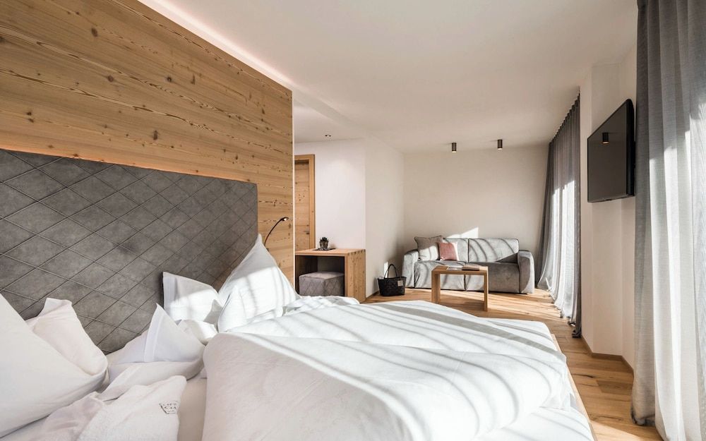 Hotel Gasserhof Tradition & Lifestyle Junior Double Room, Balcony 2