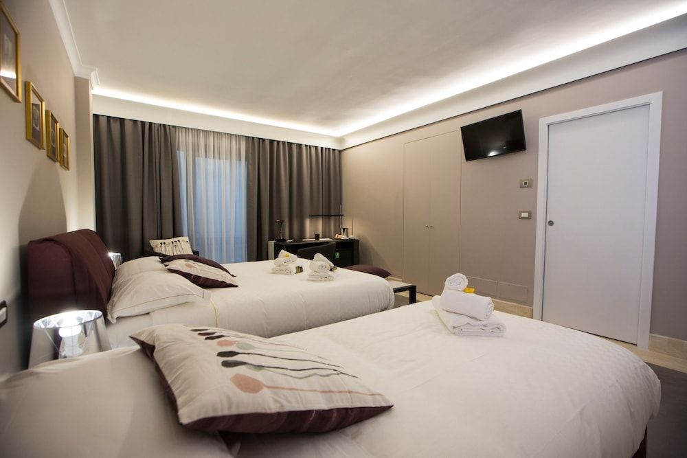 Principessa Mafalda Triple Room 6