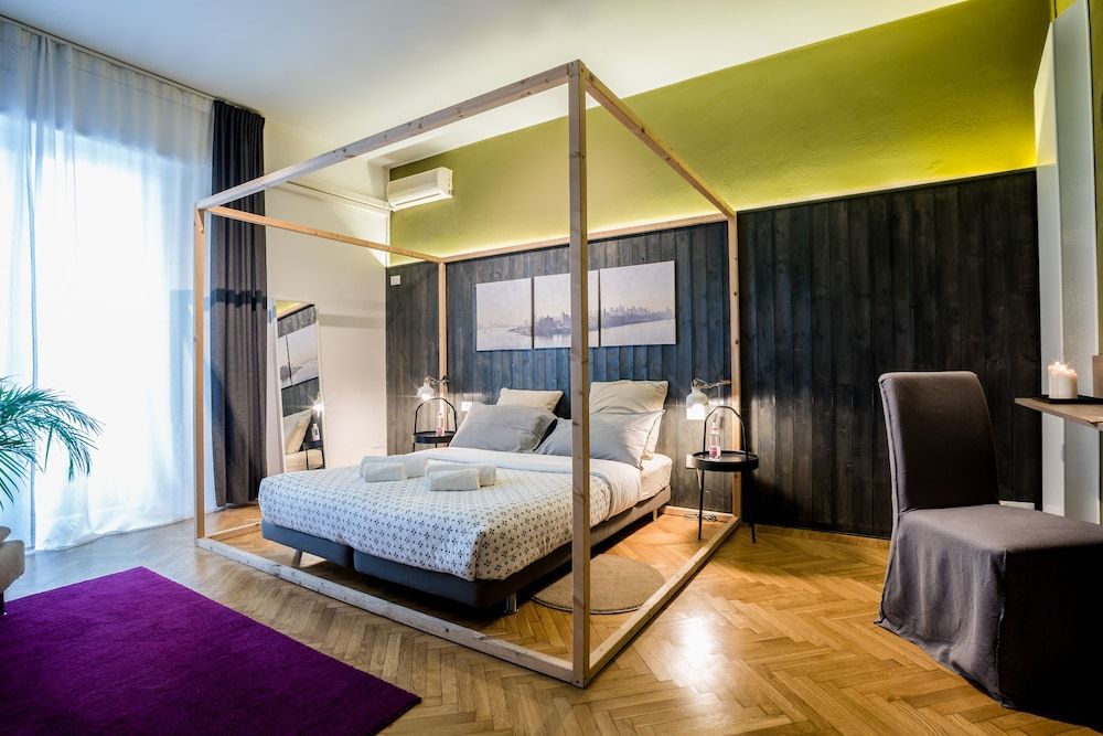 Terzopiano Double Room (Private External Bathroom) 4