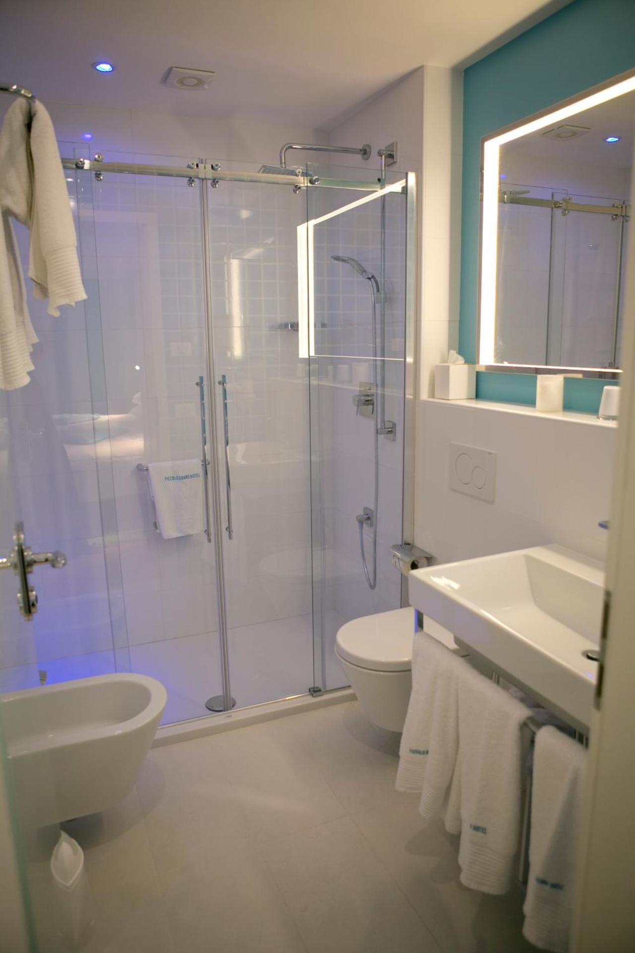 Junior Suite with Balcony - Annex
