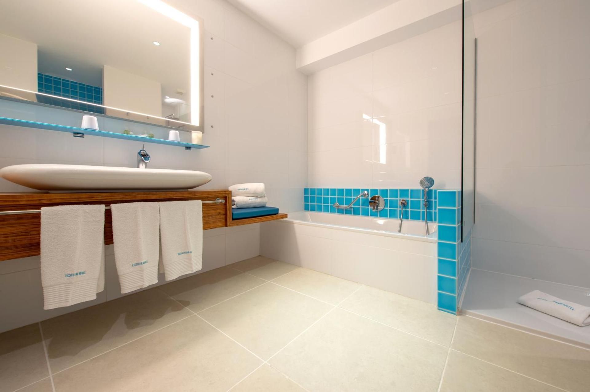 Suite with Balcony - Annex