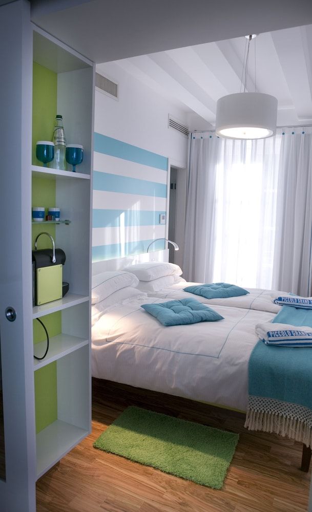 Junior Suite, Annex Building