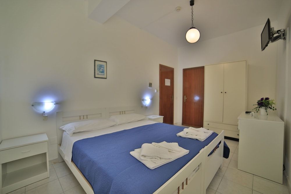 Hotel da Ettore Economy Double or Twin Room 2