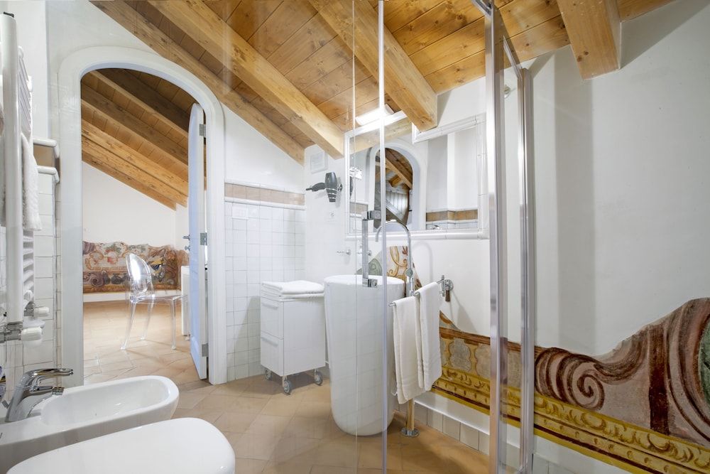 Il Moro di Positano Double Room (with city view) 4