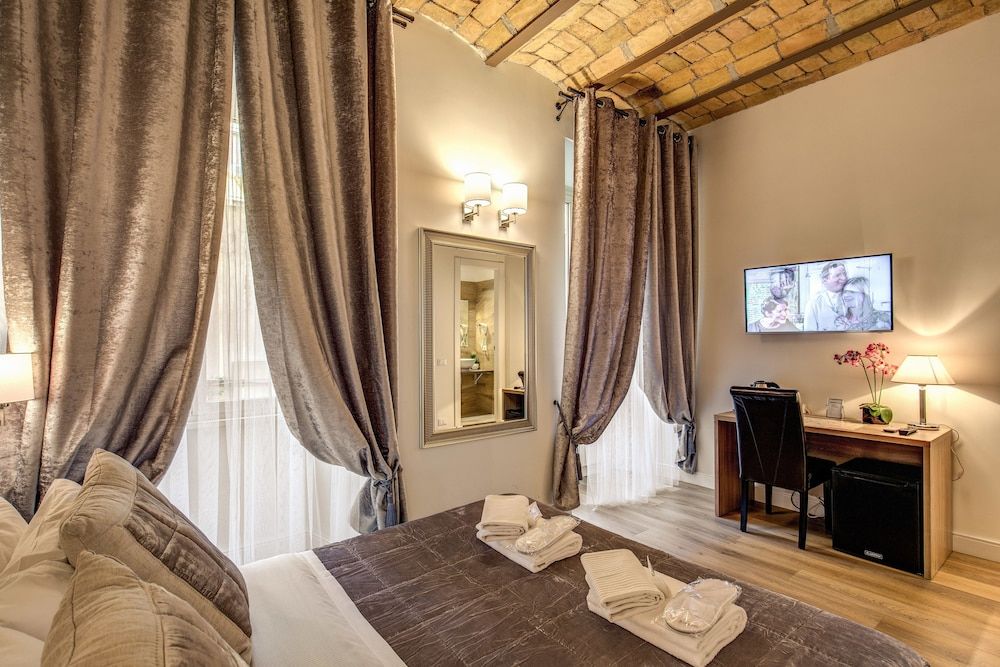 Chester Suites Deluxe Double Room, 1 Queen Bed 14