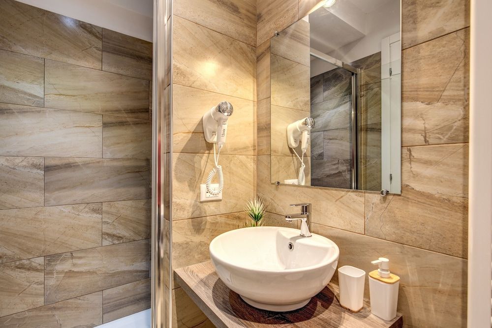 Chester Suites Deluxe Double Room, 1 Queen Bed 11