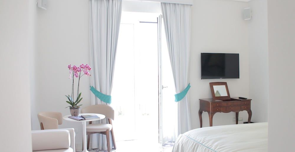 undefined DieciSedici