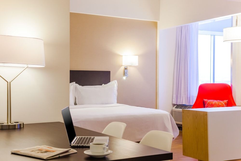 Fiesta Inn Tlalnepantla Junior Suite 2