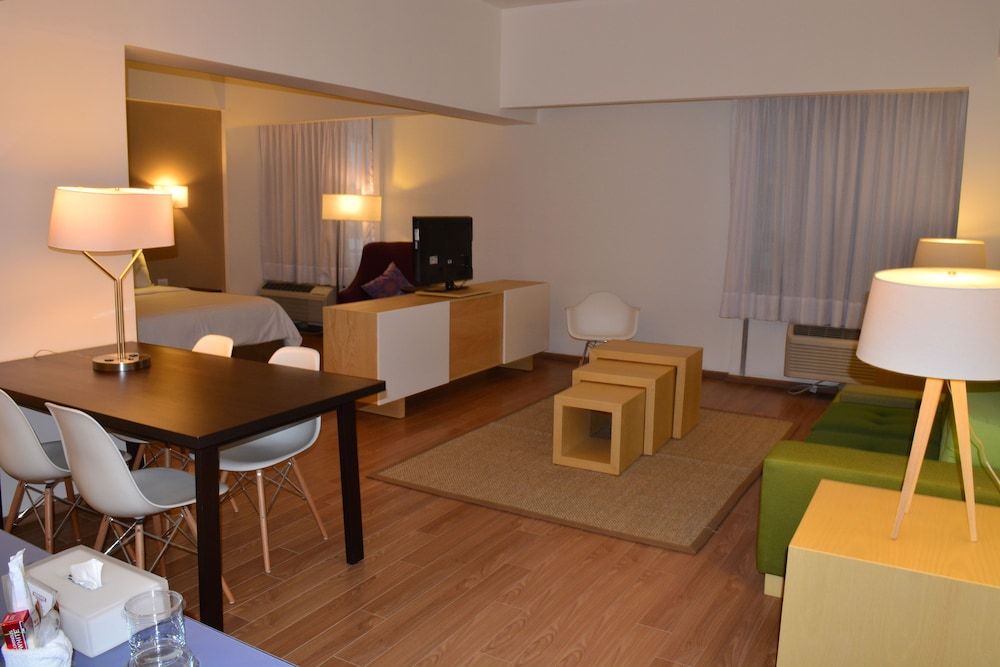 Fiesta Inn Tlalnepantla Junior Suite 8