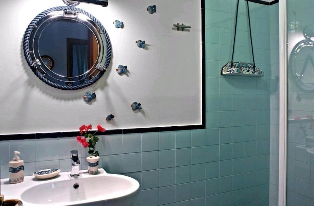 B&B Villa Ines Triple Room, Private Bathroom 9