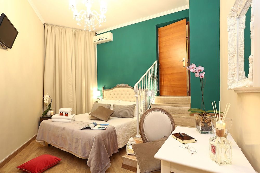 undefined Liberty Vatican Suites 3