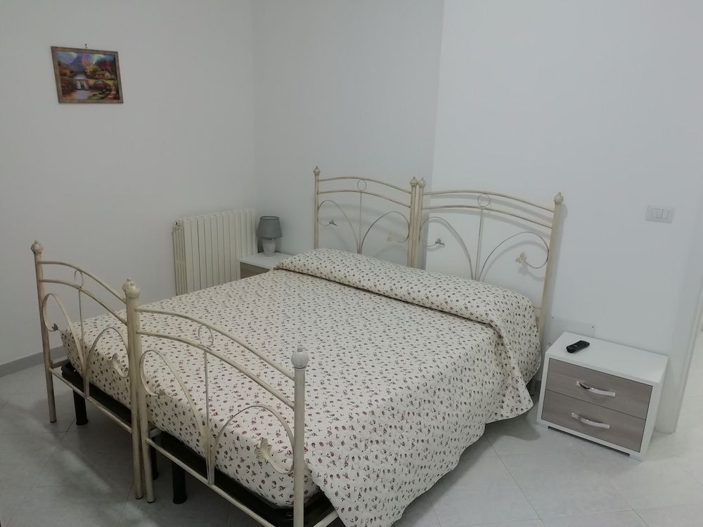 Ostello Villafranca Comfort Double Room, Accessible, Garden Area