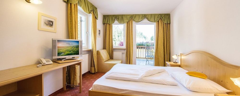 Suite, 2 Bedrooms, Annex Building