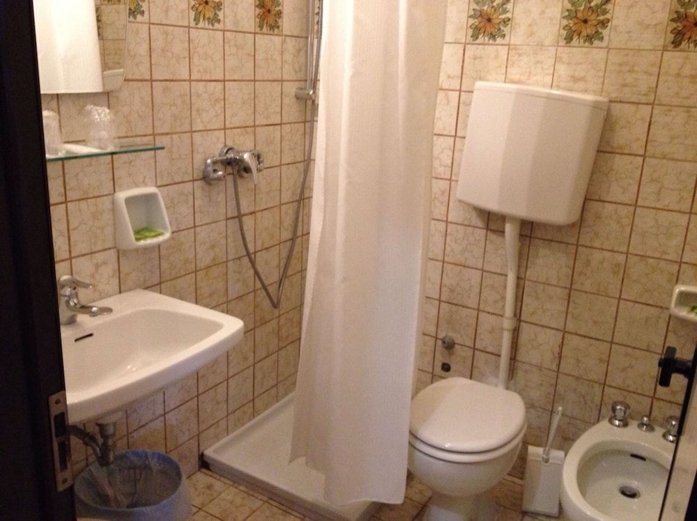 Hotel Palace Double or Twin Room 13